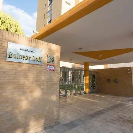 Apartament Nations With Pool