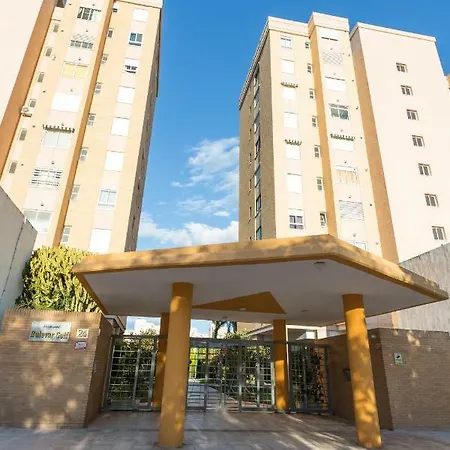 Nations With Pool Apartment